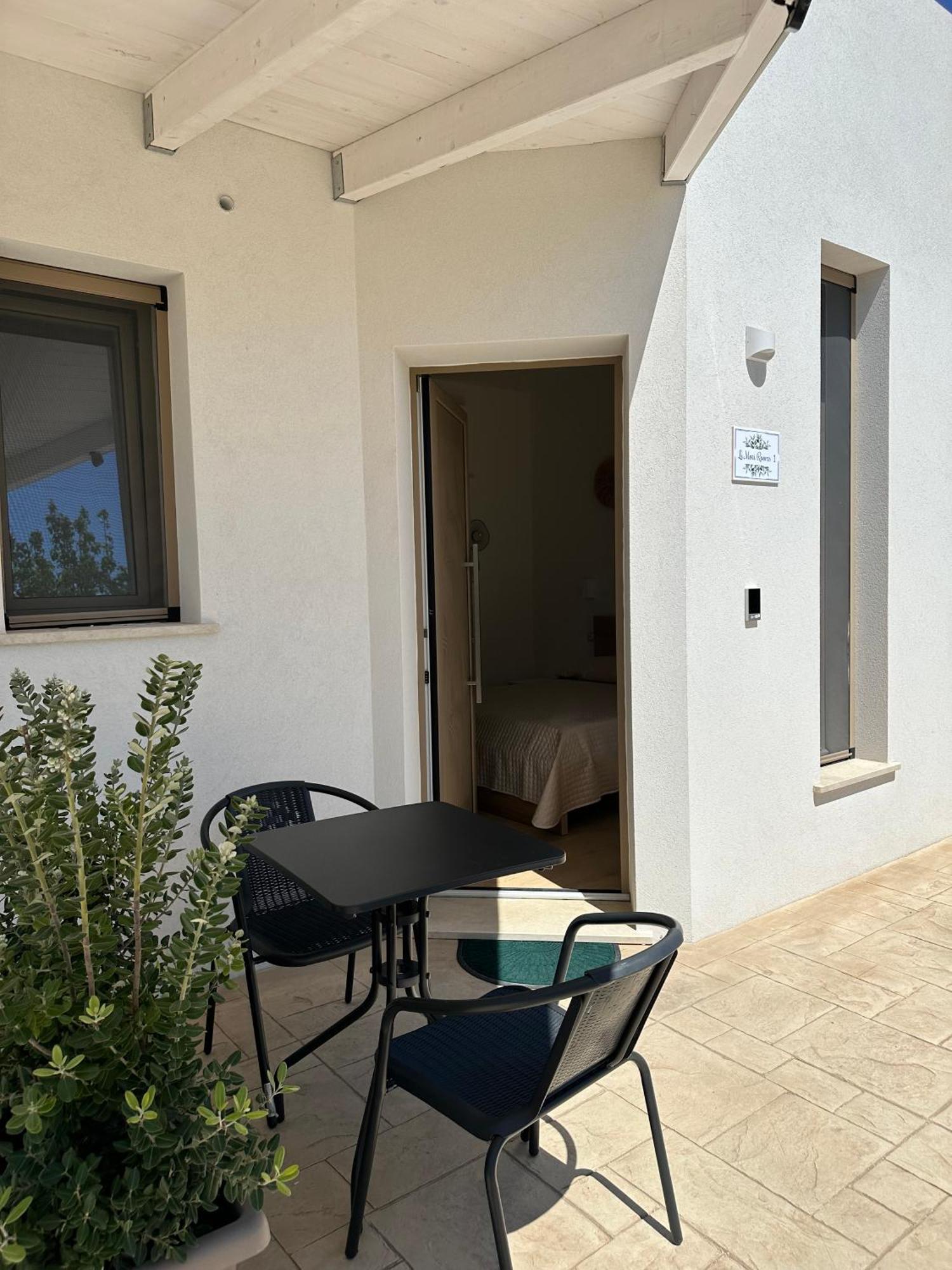 Li Mori Rooms Lizzanello Exterior photo